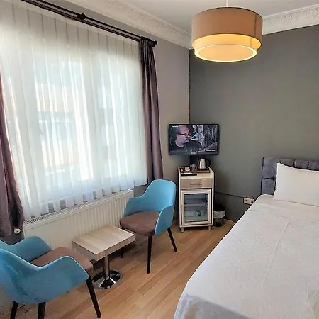 Отель Armoni Kadikoey 2*