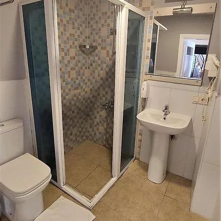 Отель Armoni Kadikoey
